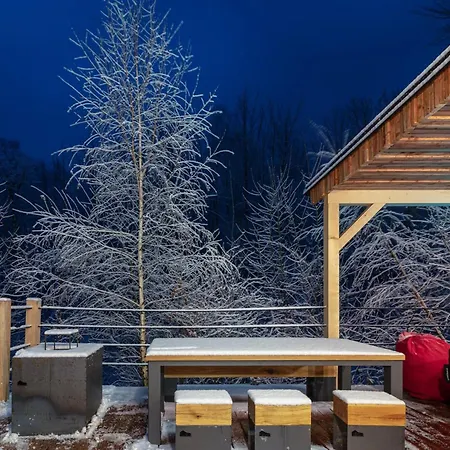 Villa In Eladna With Outdoor Cinema & Whirlpool *